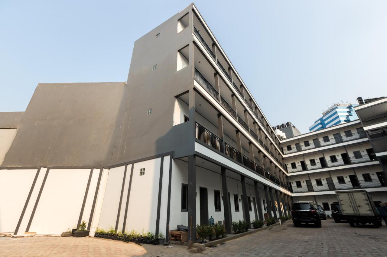 Oyo 1310 Urban Residence 雅加达 外观 照片