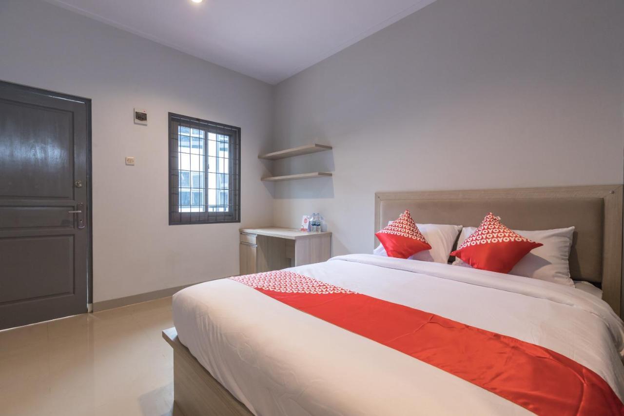 Oyo 1310 Urban Residence 雅加达 外观 照片