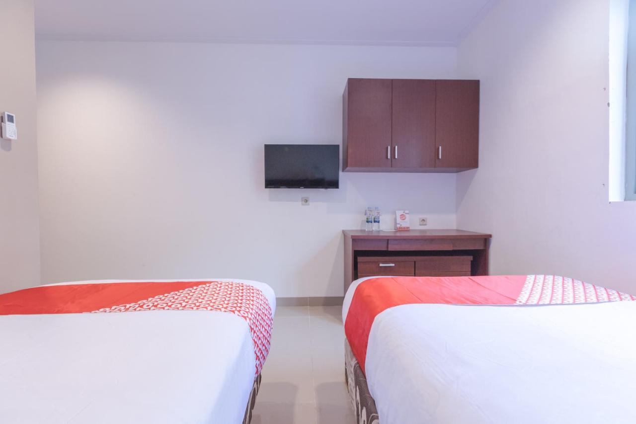Oyo 1310 Urban Residence 雅加达 外观 照片